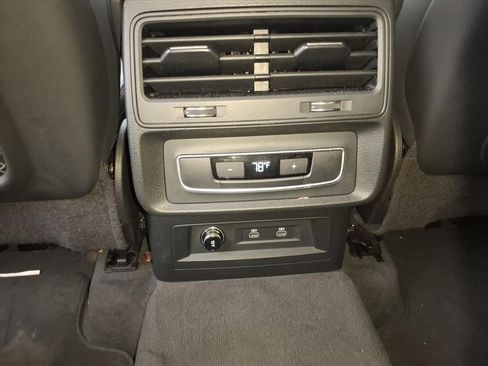 Used 2022 Audi Q7 Premium Plus image 15