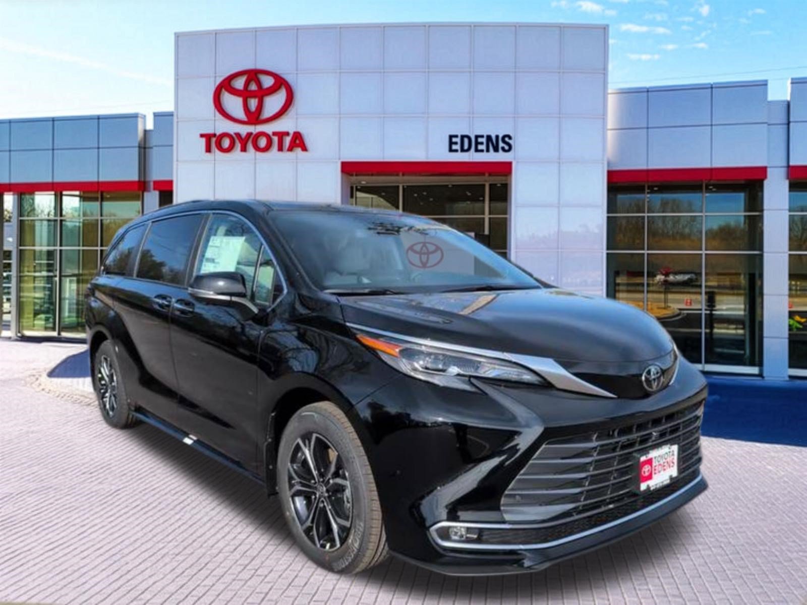 New 2026 Toyota Sienna Platinum AWD/4WD image 1
