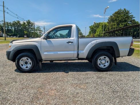 Used 2009 Toyota Tacoma 4x4 Regular Cab image 10