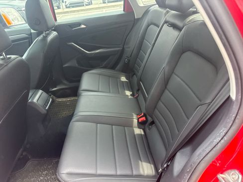 Used 2021 Volkswagen Jetta SE FWD image 21
