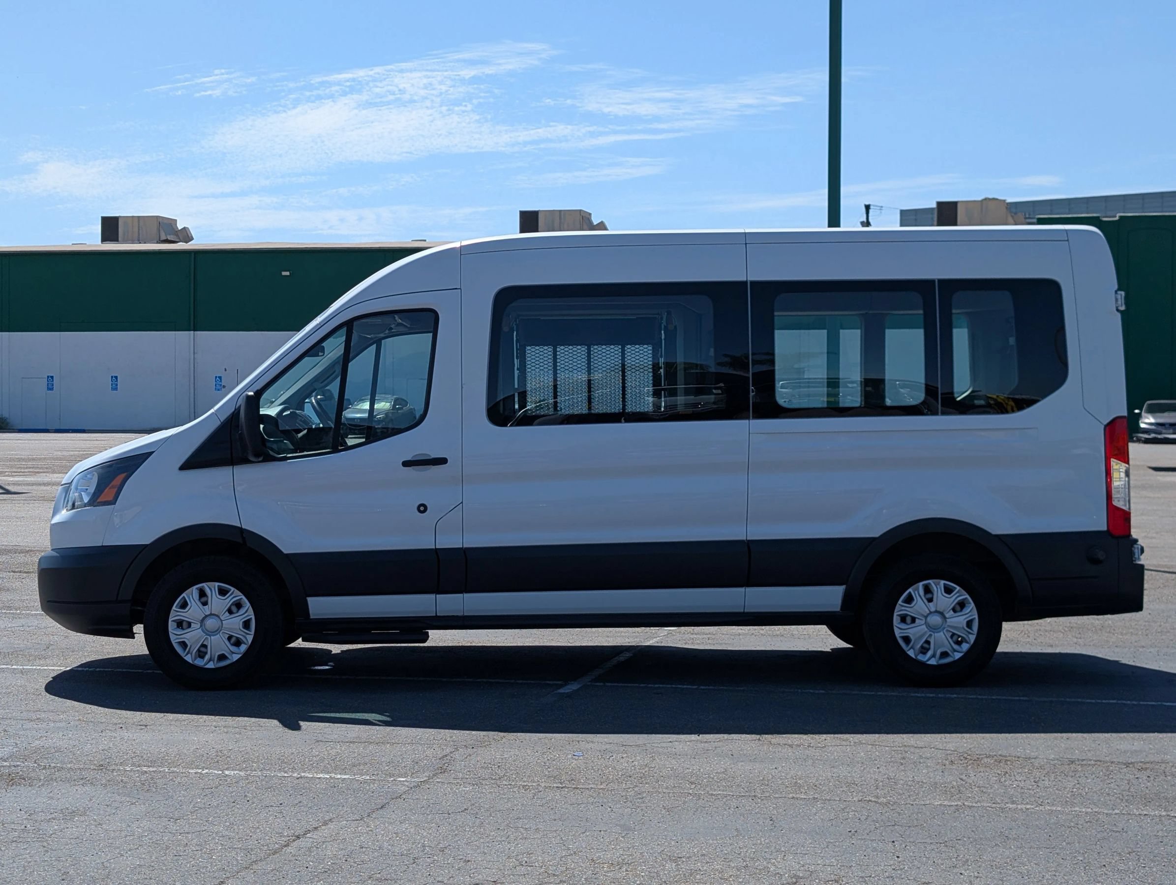 Used 2018 Ford Transit 350 XL RWD image 13