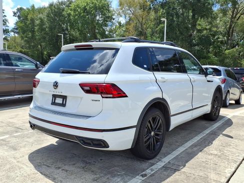 Used 2022 Volkswagen Tiguan SE R-Line AWD/4WD image 6