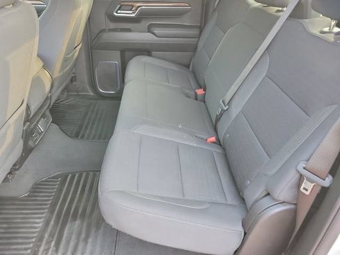 Used 2025 Chevrolet Silverado 1500 LT RWD image 13