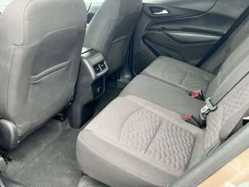 Used 2018 Chevrolet Equinox LT FWD image 20