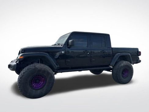 Used 2021 Jeep Gladiator Willys image 3