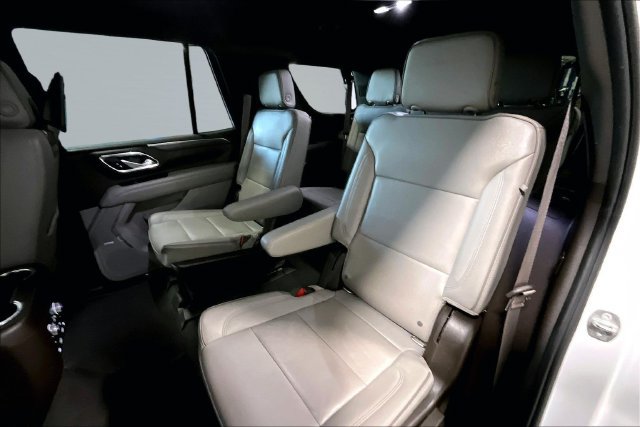 Used 2021 GMC Yukon SLT w/ Rear Media and Nav Package AWD/4WD image 22