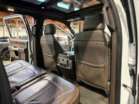 Used 2017 Ford F250 King Ranch w/ King Ranch Ultimate Package image 28