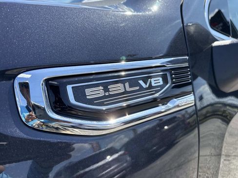Used 2025 GMC Sierra 1500 SLT AWD/4WD image 11