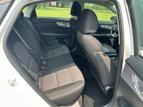 Certified 2023 Kia Forte LXS FWD image 22