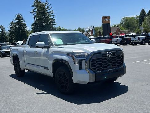 Used 2026 Toyota Tundra Platinum w/ TRD Off-Road Package AWD/4WD image 3