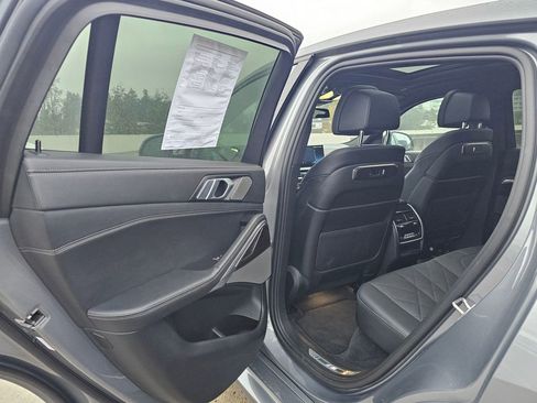 Used 2024 BMW X6 xDrive40i image 18