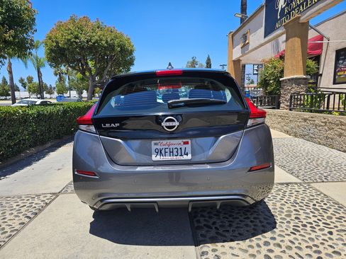 Used 2024 Nissan Leaf S FWD image 6