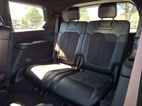 Used 2024 Jeep Grand Cherokee L Altitude AWD/4WD image 11