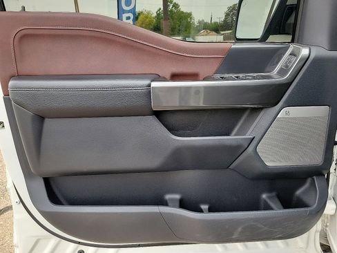 Used 2022 Ford F150 Lariat w/ Equipment Group 502A High AWD/4WD image 11