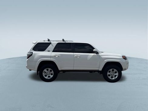 Used 2016 Toyota 4Runner SR5 Premium AWD/4WD image 9