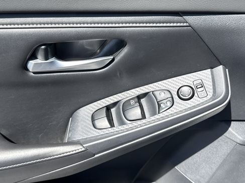 Certified 2022 Nissan Sentra S w/ Lighting Package FWD image 13
