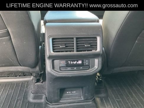 Used 2024 Volkswagen Atlas SE AWD/4WD image 23