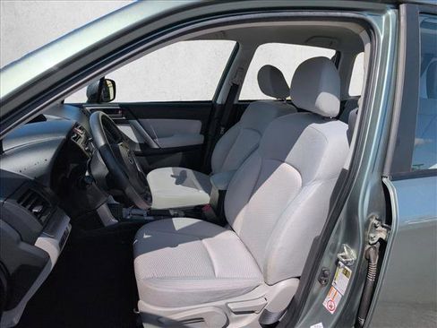 Used 2014 Subaru Forester 2.5i image 14