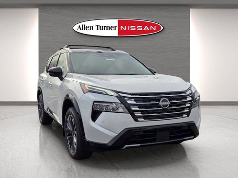 New 2026 Nissan Rogue Platinum w/ Platinum Premium Package image 2
