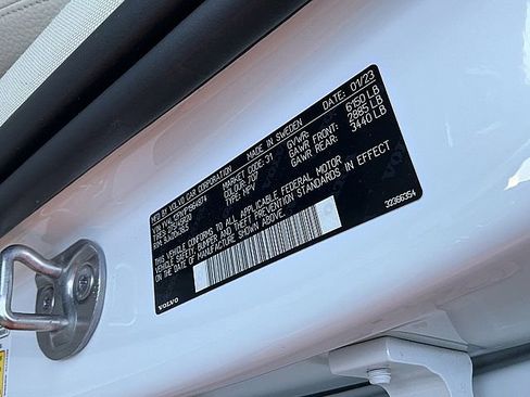 Used 2023 Volvo XC90 B5 Plus w/ Protection Package Premier image 30