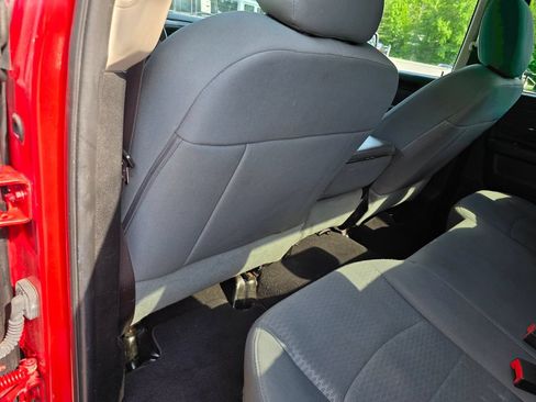 Used 2014 RAM 1500 Express AWD/4WD image 25