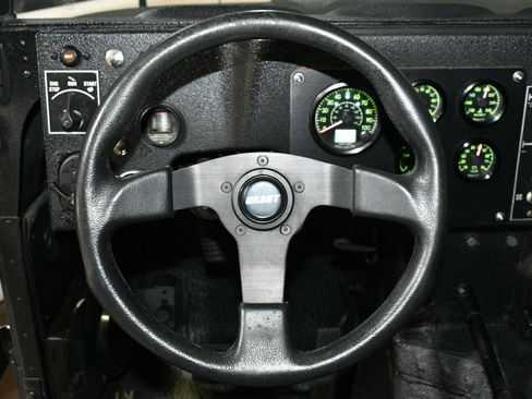 Used 1990 HUMMER H1 image 23