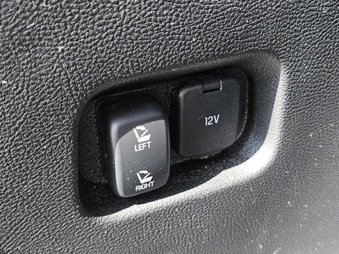 Used 2024 Ford Edge SEL AWD/4WD image 11