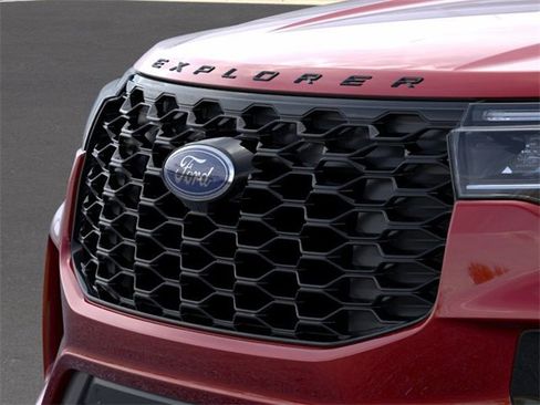 New 2025 Ford Explorer ST-Line w/ Premium Package image 17
