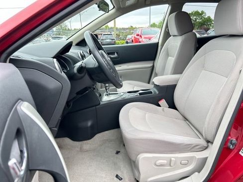 Used 2012 Nissan Rogue SV FWD image 26