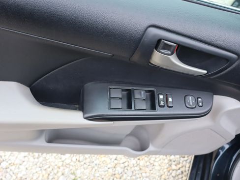 Used 2013 Toyota Camry LE image 22