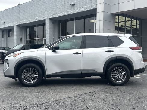 Certified 2025 Nissan Rogue S image 21