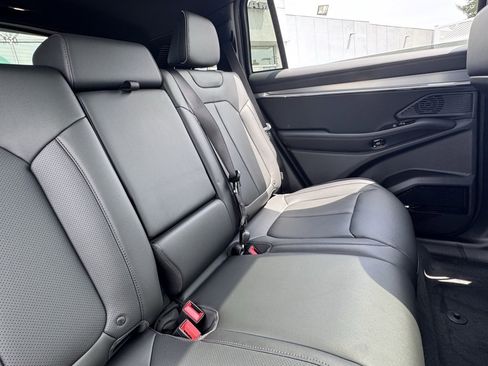 New 2025 Jeep Wagoneer S Limited image 22