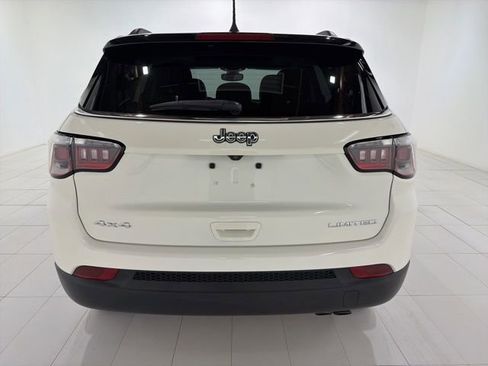 Used 2018 Jeep Compass Limited w/ Navigation Group AWD/4WD image 4