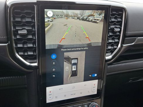 New 2026 Ford Ranger Lariat w/ FX4 Off-Road Package image 16