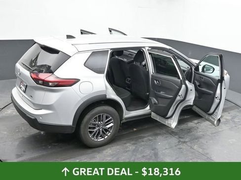 Used 2024 Nissan Rogue S image 65