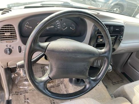 Used 1997 Ford Ranger 2WD Regular Cab image 10
