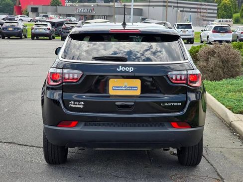 Used 2025 Jeep Compass Limited AWD/4WD image 25