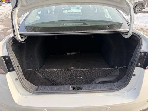 Used 2024 Nissan Versa SV w/ Trunk Package image 16