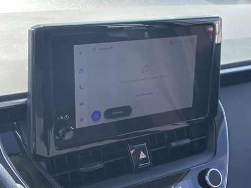 Used 2024 Toyota Corolla LE image 5