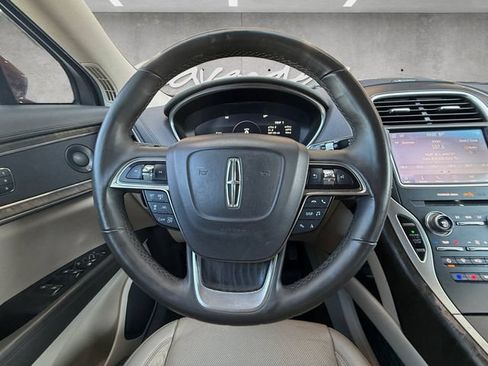 Used 2019 Lincoln Nautilus Reserve FWD image 21