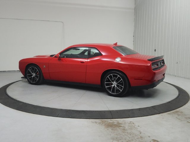 Used 2018 Dodge Challenger R/T Scat Pack w/ Leather Interior Group RWD image 6