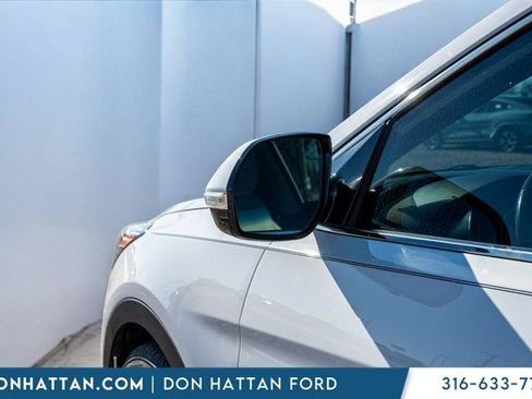Used 2017 Hyundai Santa Fe Limited image 31