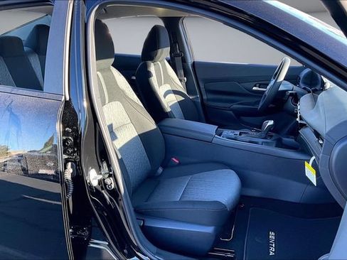 New 2026 Nissan Sentra SV FWD image 9