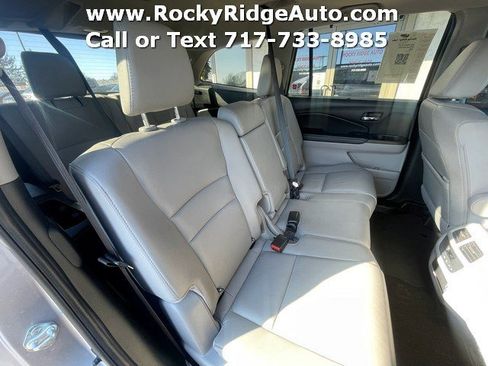 Used 2022 Honda Pilot Special Edition image 3