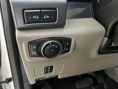 Used 2021 Ford F250 XLT w/ XLT Premium Package image 26