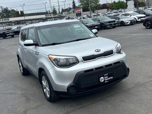Used 2015 Kia Soul FWD image 5
