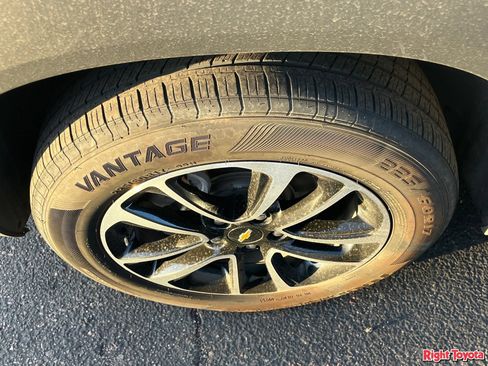 Used 2025 Chevrolet TrailBlazer LT AWD/4WD image 8