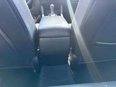 Used 2024 MAZDA MAZDA3 s FWD image 30