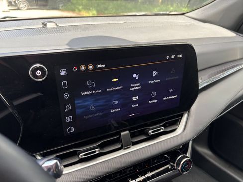 Used 2025 Chevrolet Equinox LT FWD image 21