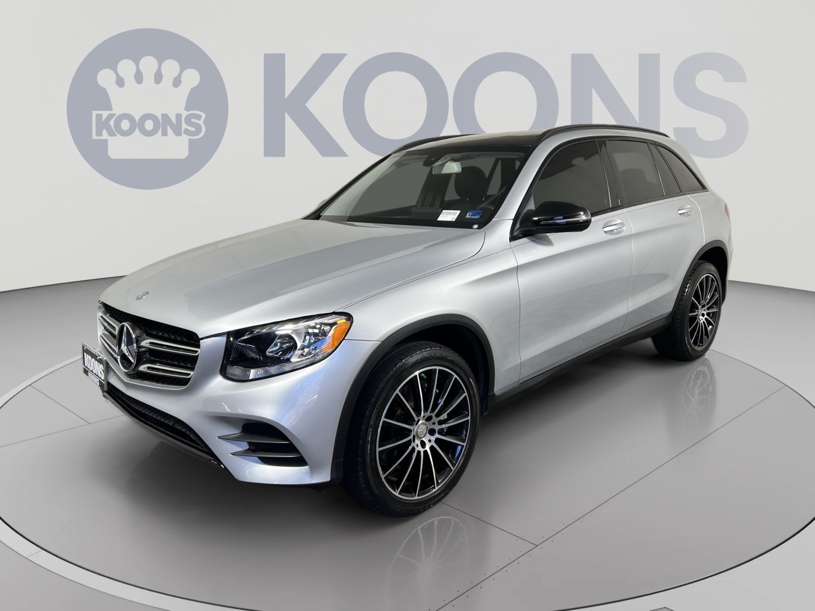 Used 2016 Mercedes-Benz GLC 300 4MATIC image 1